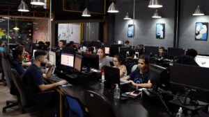 Imagem mostrando a operação de uma agência de marketing digital